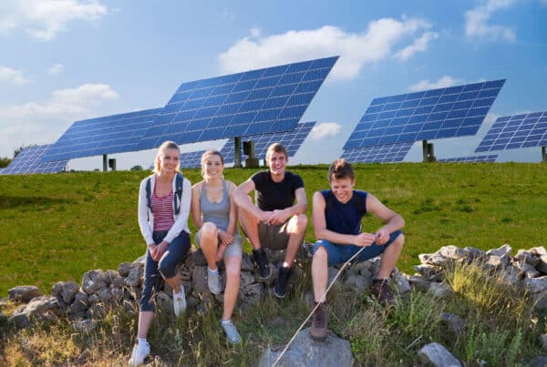 Decreto 175/2025 fotovoltaico: nuove aree idonee e regole semplificate