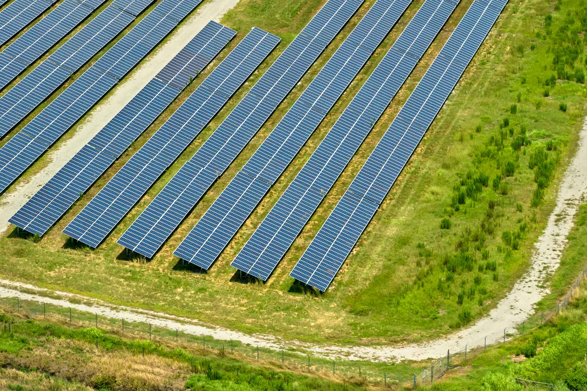 Decreto Bollette fotovoltaico 2026: bonus, CER e Agrisolare