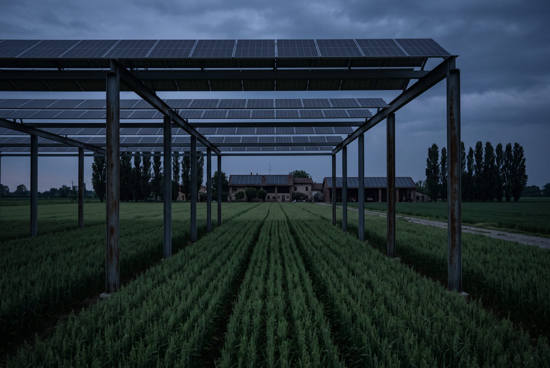 Fotovoltaico su terreno agricolo: cosa puoi fare oggi in Lombardia dopo la Consulta