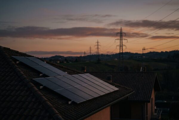 Prezzo energia immessa in rete: cosa paga il Ritiro Dedicato dopo lo Scambio sul Posto
